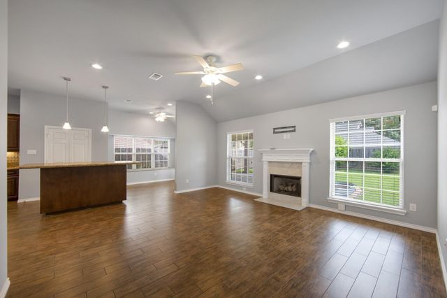 9854 Meadow Bend Lane, Houston, TX 77065