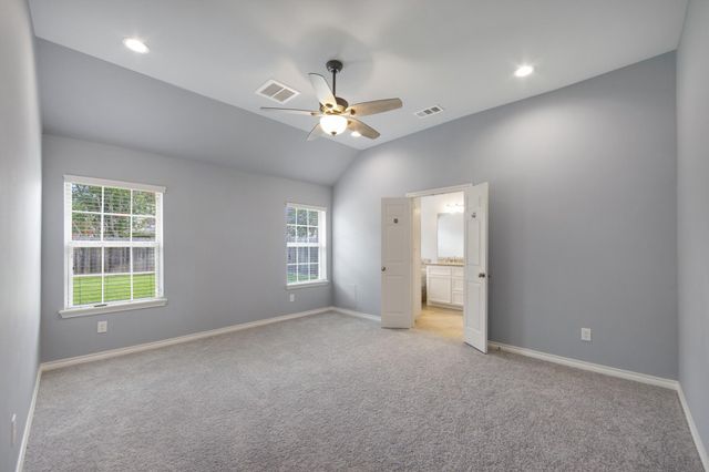 9854 Meadow Bend Lane, Houston, TX 77065