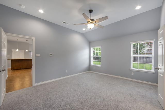 9854 Meadow Bend Lane, Houston, TX 77065