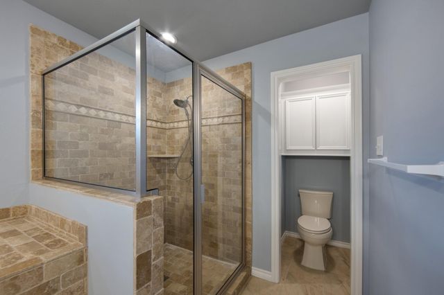 9854 Meadow Bend Lane, Houston, TX 77065