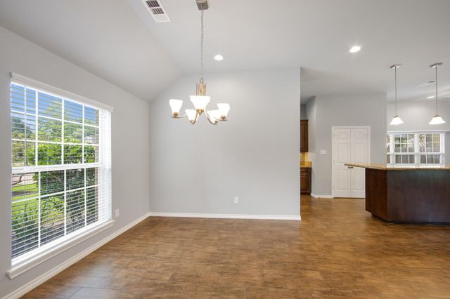 9854 Meadow Bend Lane, Houston, TX 77065