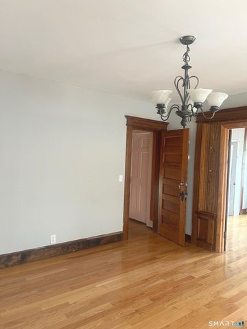 105 Wentworth Street 2, Bridgeport, CT 06606