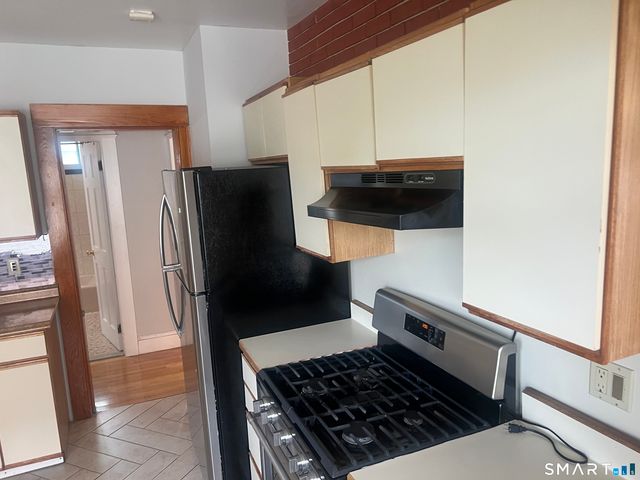 105 Wentworth Street 2, Bridgeport, CT 06606
