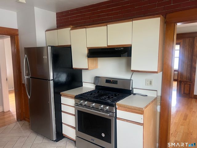 105 Wentworth Street 2, Bridgeport, CT 06606