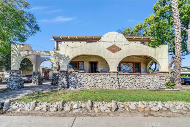 593 N San Antonio, Pomona, CA 91767
