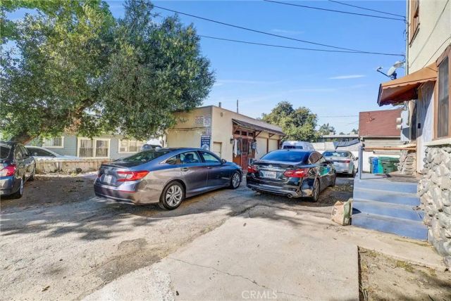 593 N San Antonio, Pomona, CA 91767