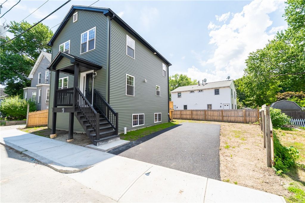 9 Morgan Street, Providence, RI 02907
