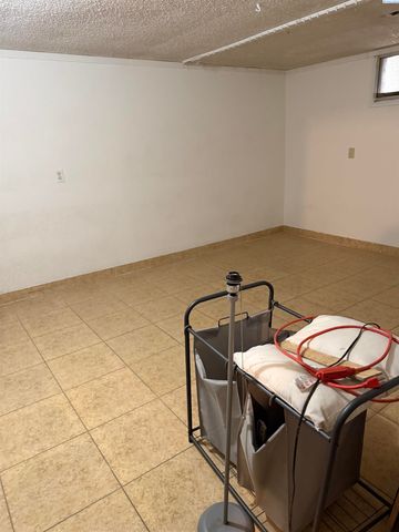 227 E 3rd, Kennewick, WA 99336