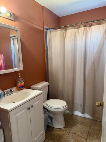 227 E 3rd, Kennewick, WA 99336