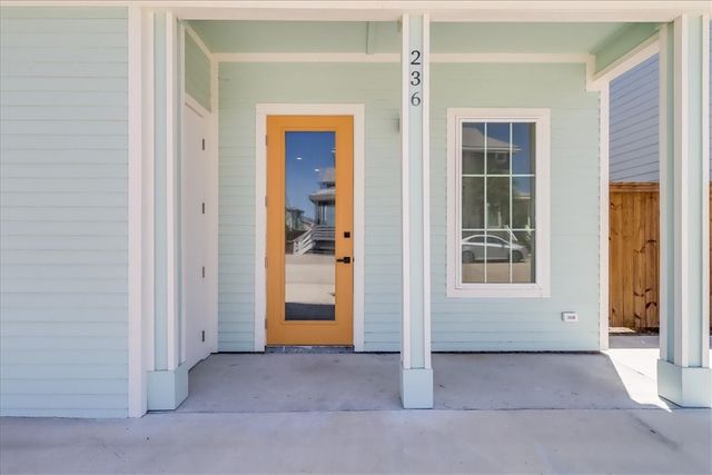 236 Nautilus St, Port Aransas, TX 78373