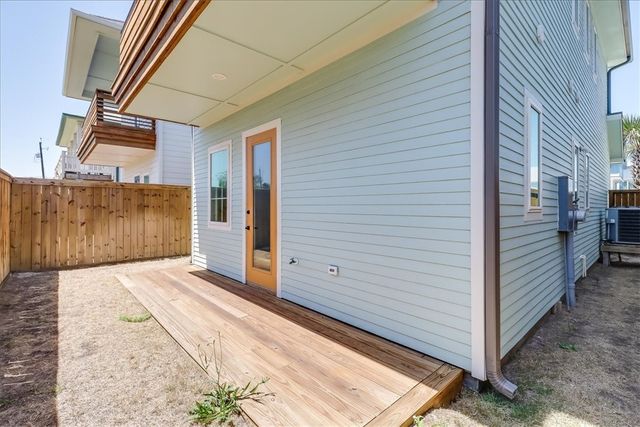 236 Nautilus St, Port Aransas, TX 78373