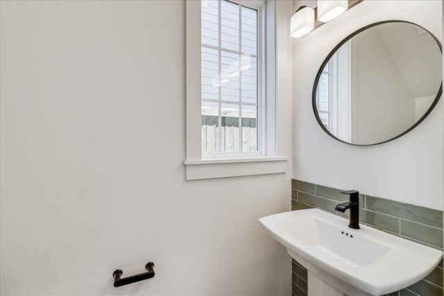 236 Nautilus St, Port Aransas, TX 78373