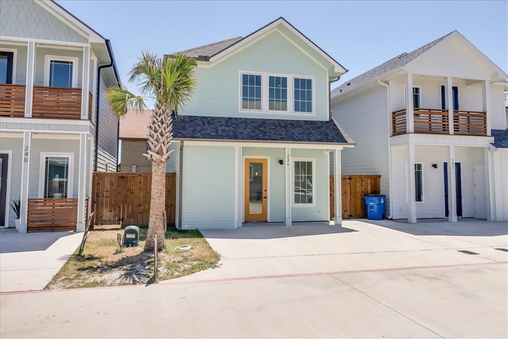 236 Nautilus St, Port Aransas, TX 78373