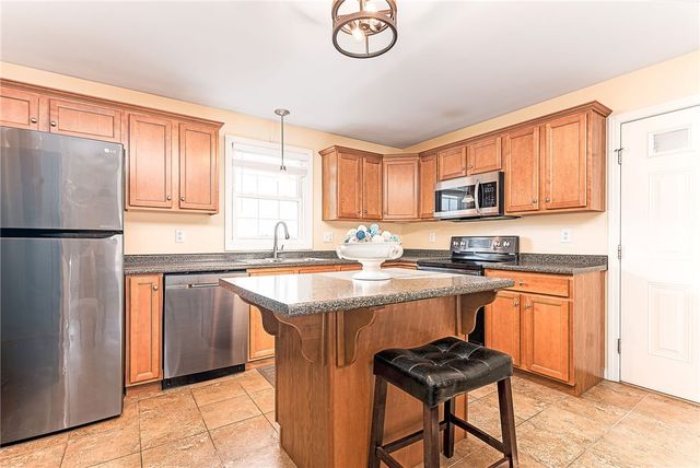 10 Josephine Drive 2D, Charlestown, RI 02813