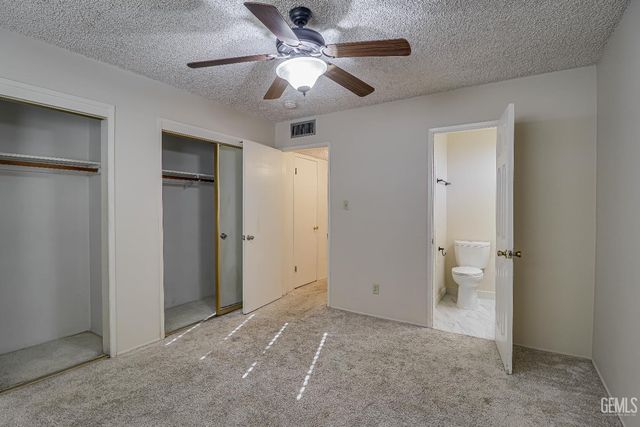 2213 Sandpiper Road, Bakersfield, CA 93309