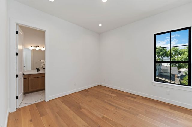 615 Wendel Street, Houston, TX 77009