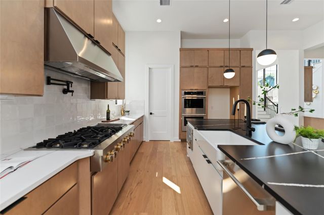 615 Wendel Street, Houston, TX 77009