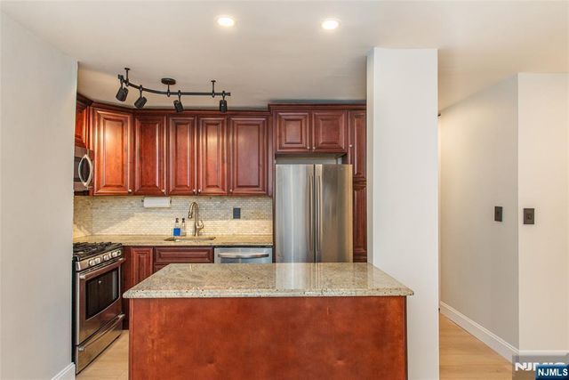 1 Wall Street 1E, Fort Lee, NJ 07024