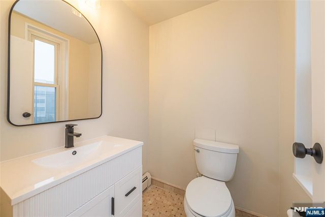 1 Wall Street 1E, Fort Lee, NJ 07024