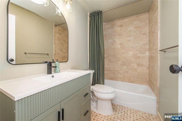 1 Wall Street 1E, Fort Lee, NJ 07024