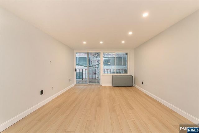 1 Wall Street 1E, Fort Lee, NJ 07024