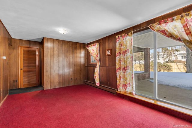 7 Lake Drive, Sparkill, NY 10976