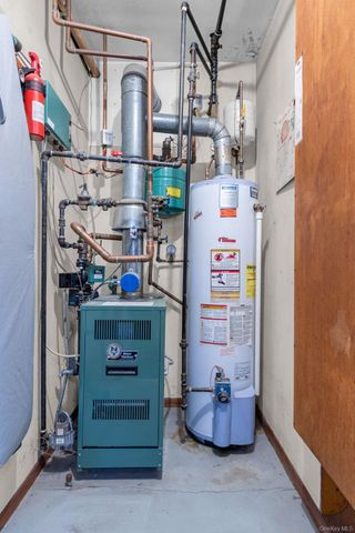 7 Lake Drive, Sparkill, NY 10976