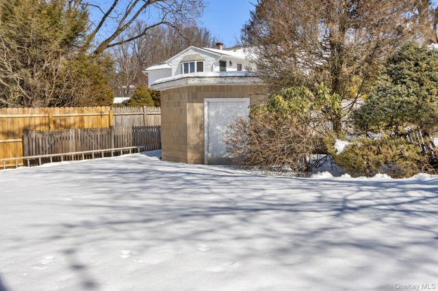 7 Lake Drive, Sparkill, NY 10976