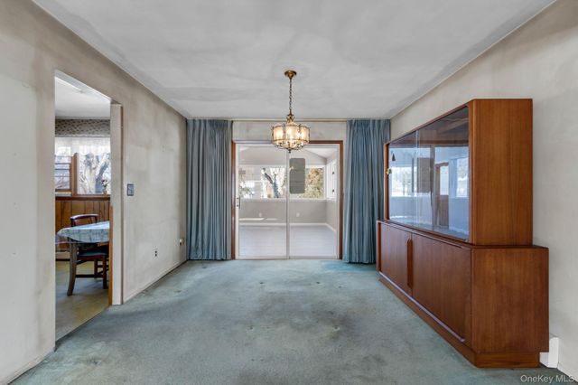 7 Lake Drive, Sparkill, NY 10976