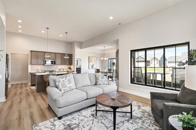 2505 SE Vintage Lane, Waukee, IA 50263