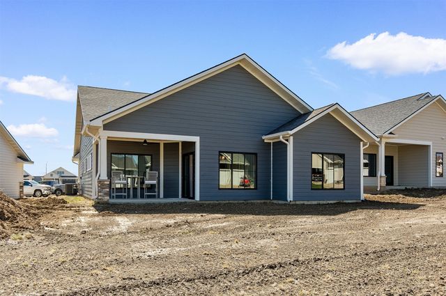 2505 SE Vintage Lane, Waukee, IA 50263