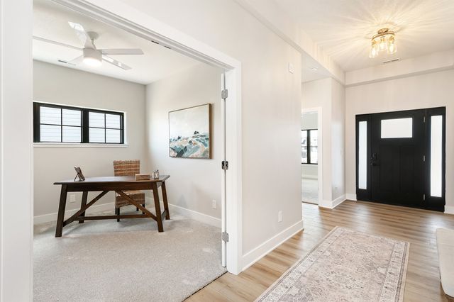 2505 SE Vintage Lane, Waukee, IA 50263