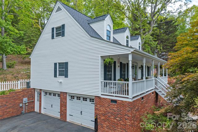 20 Bent Oak Lane, Asheville, NC 28803
