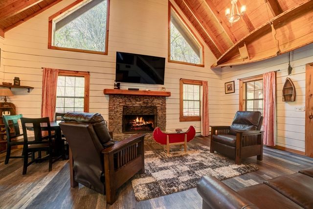 369 Trillium Road, Suches, GA 30572