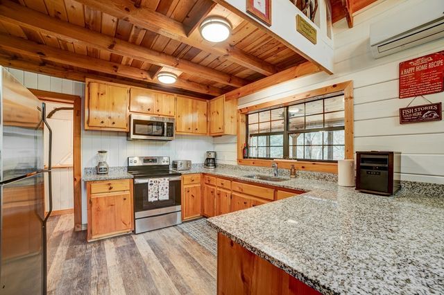 369 Trillium Road, Suches, GA 30572