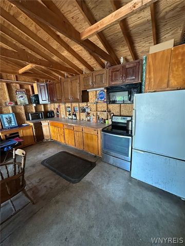 751 Moore Avenue, Tonawanda, NY 14223