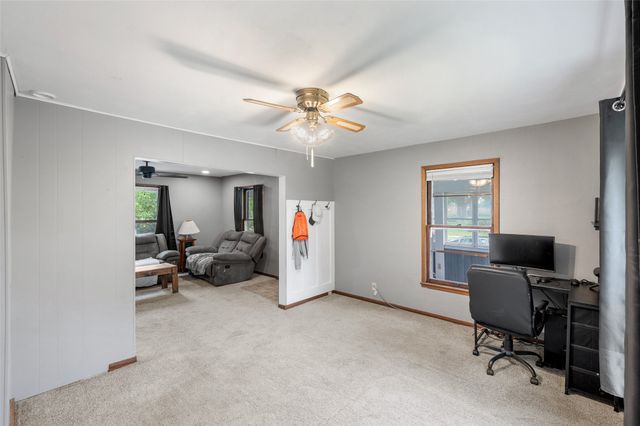 807 Hatton Avenue, Dallas Center, IA 50063