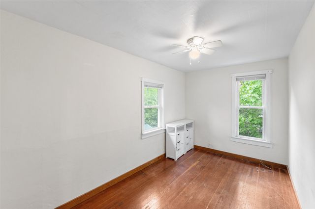 807 Hatton Avenue, Dallas Center, IA 50063
