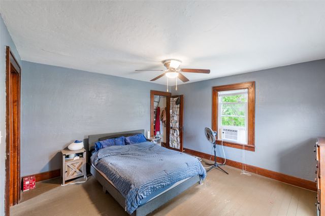 807 Hatton Avenue, Dallas Center, IA 50063
