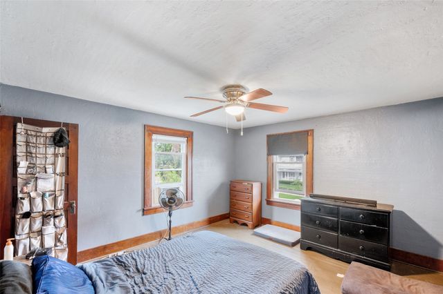 807 Hatton Avenue, Dallas Center, IA 50063