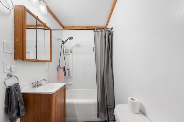 807 Hatton Avenue, Dallas Center, IA 50063