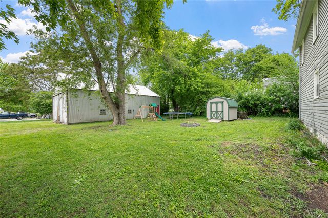 807 Hatton Avenue, Dallas Center, IA 50063