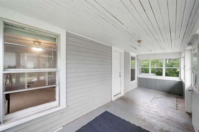 807 Hatton Avenue, Dallas Center, IA 50063