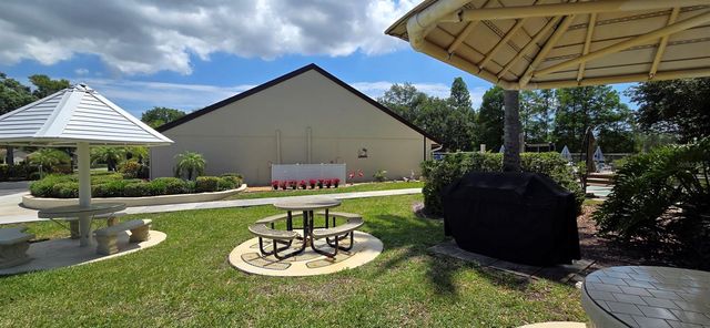 2532 ROYAL PINES CIRCLE 21F, Clearwater, FL 33763