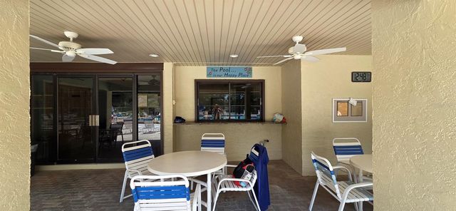 2532 ROYAL PINES CIRCLE 21F, Clearwater, FL 33763