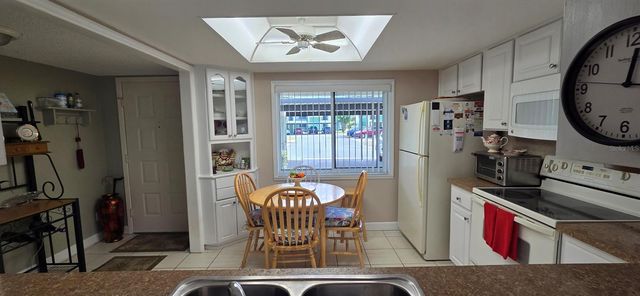 2532 ROYAL PINES CIRCLE 21F, Clearwater, FL 33763