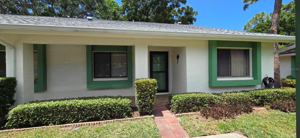 2532 ROYAL PINES CIRCLE 21F, Clearwater, FL 33763