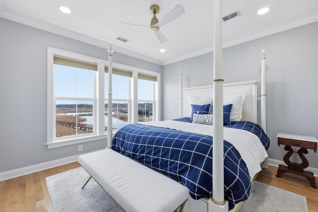 Image 15 of property listing at 5911 Steward Street Unit 18, Hanahan, SC 29410