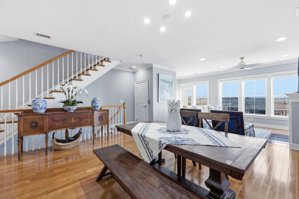 Image 8 of property listing at 5911 Steward Street Unit 18, Hanahan, SC 29410