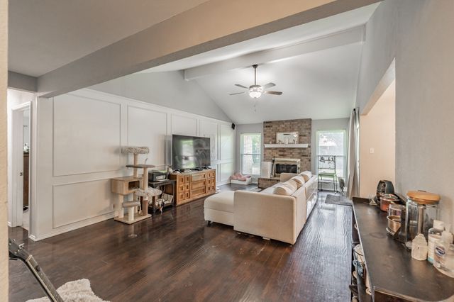 3936 Hemlock Street, Fort Worth, TX 76137